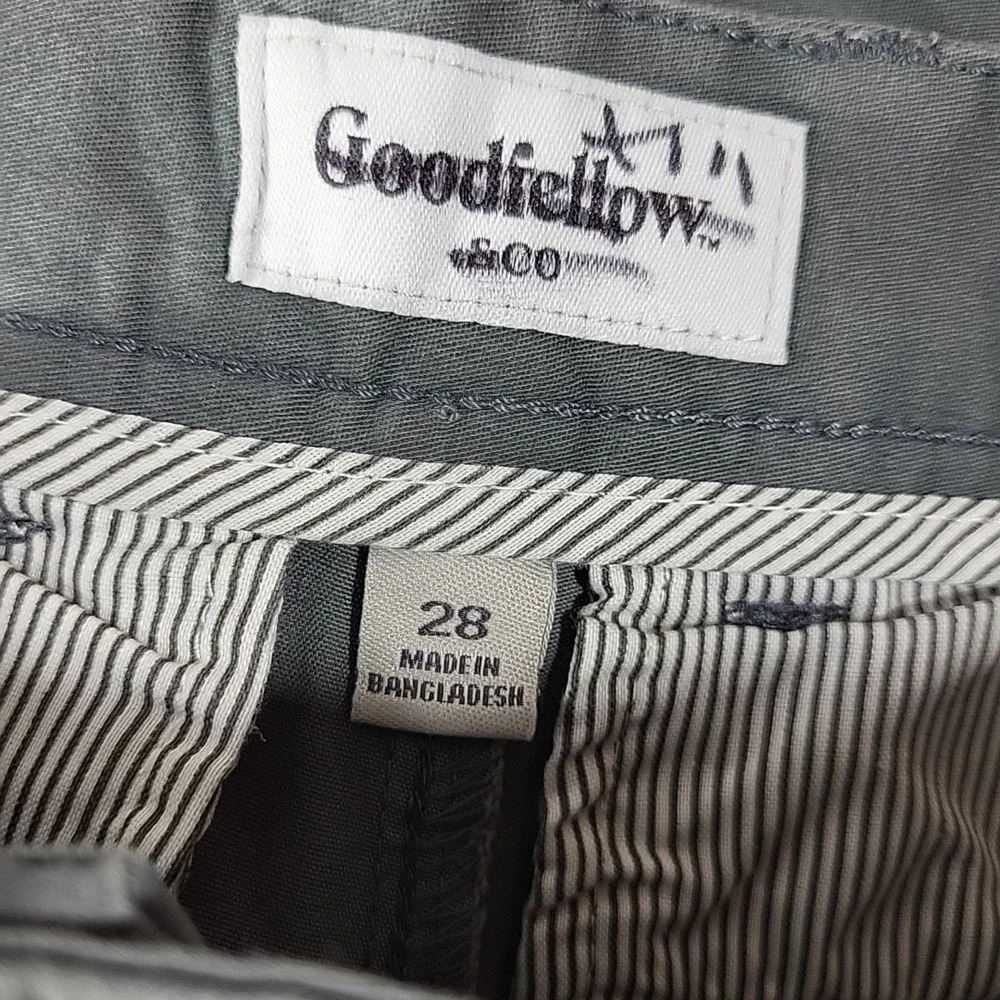 Goodfellow Shorts‎ Mens 28 Gray Flat Front Hits Above Knee Chino NWT New